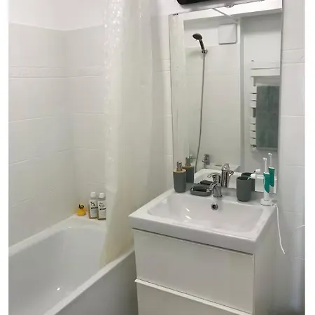 Privée à Deux Pas De La Cité Des Congrès ! * Nantes